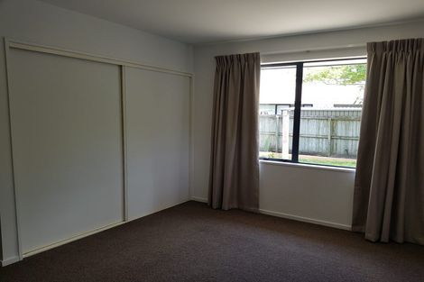 Photo of property in 2/90a Richardson Terrace, Woolston, Christchurch, 8023