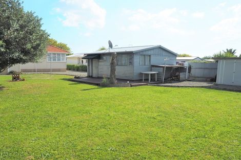 Photo of property in 77 Stout Street, Shannon, 4821