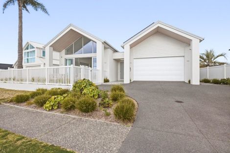 Photo of property in 24 Montiicola Drive, Papamoa Beach, Papamoa, 3118