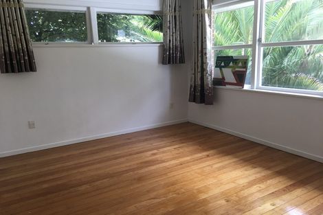 Photo of property in 31 Kingdale Road, Henderson, Auckland, 0610