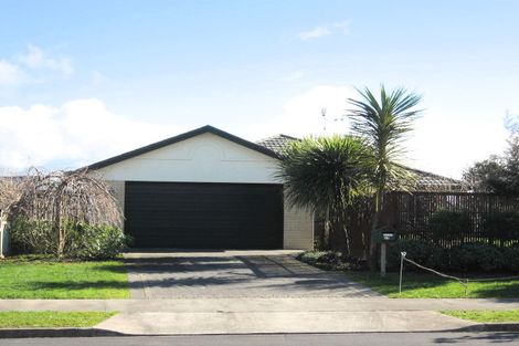 Photo of property in 17 Drumfearn Place, Rototuna, Hamilton, 3210