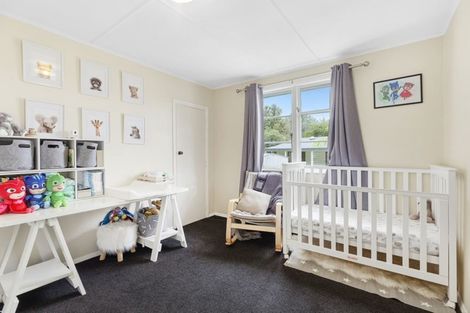 Photo of property in 14 Greer Crescent, Tawa, Wellington, 5028