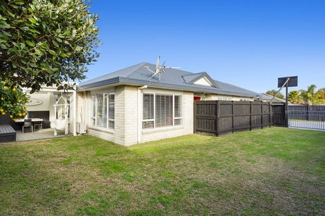 Photo of property in 35b Olympus Grove, Papamoa Beach, Papamoa, 3118