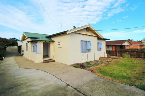 Photo of property in 17 Towey Street, Holmes Hill, Oamaru, 9401
