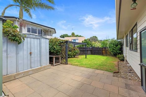 Photo of property in 320 Papamoa Beach Road, Papamoa Beach, Papamoa, 3118