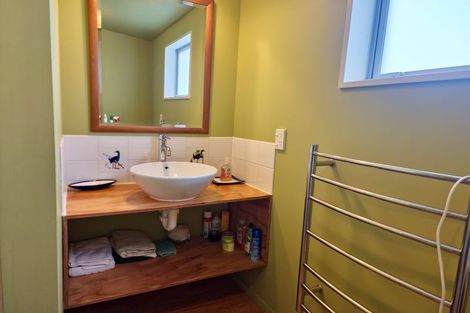 Photo of property in 44 Koe Street, Moana, 7872