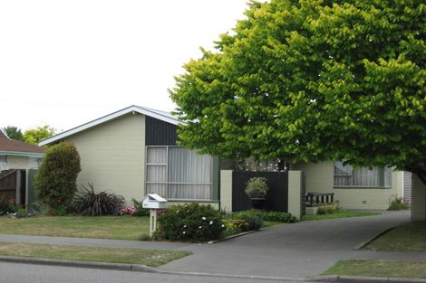 Photo of property in 27 Korora Street, Bromley, Christchurch, 8062