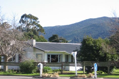 Photo of property in 62 Revans Street, Featherston, 5710