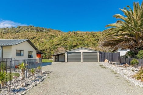 Photo of property in 166a Torea Street, Granity, 7823