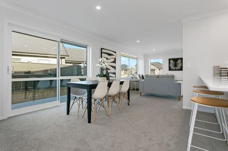 Photo of property in 24 Ruru Street, Cambridge, 3434