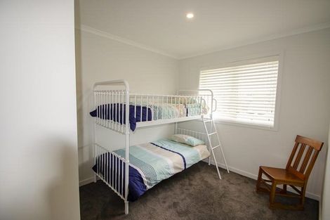 Photo of property in 10 Phoenix Place, Cromwell, 9310