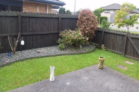 Photo of property in 3 Andrusha Place, Flat Bush, Auckland, 2019