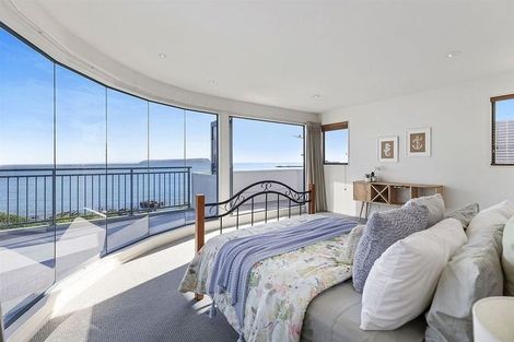 Photo of property in 30 Moana Road, Plimmerton, Porirua, 5026