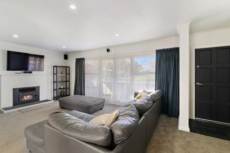 Photo of property in 8 Ngahu Street, Fairy Springs, Rotorua, 3015