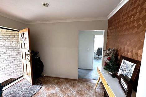 Photo of property in 5 Morewa Place, Takanini, 2112