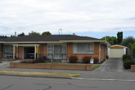 Photo of property in 1/9 Juniper Place, Burnside, Christchurch, 8053