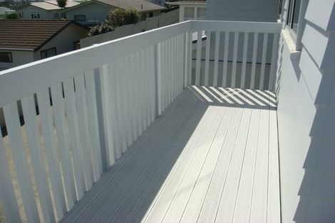 Photo of property in 5b Henry Street, Avondale, Auckland, 1026