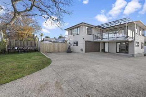 Photo of property in 264 Sunset Road, Windsor Park, Auckland, 0632