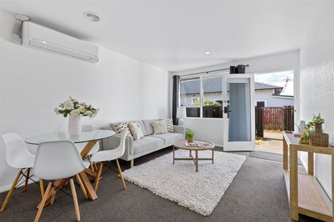 Photo of property in 3/556 Barbadoes Street, Edgeware, Christchurch, 8013