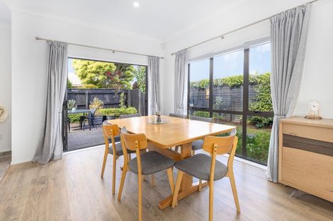 Photo of property in 2 Georgia Grove, Paraparaumu, 5032