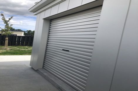 Photo of property in 5 Rahui Street, Strathmore Park, Wellington, 6022