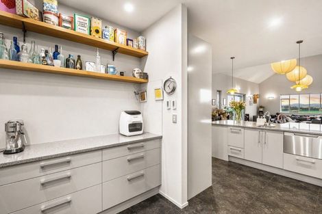 Photo of property in 288 Rimmer Road, Helensville, 0875