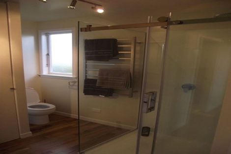 Photo of property in 28 Kamara Road, Glen Eden, Auckland, 0602