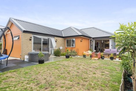 Photo of property in 4 Te Tiireke Drive, Glenview, Hamilton, 3206