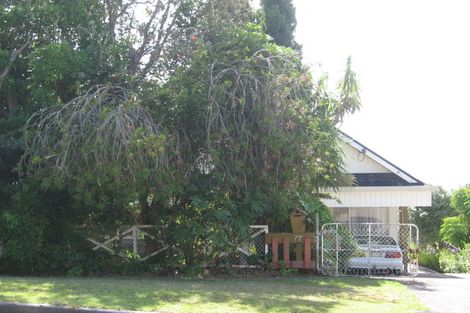 Photo of property in 77 Churchill Road, Murrays Bay, Auckland, 0630