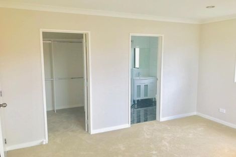 Photo of property in 61 Kirikiri Drive, Papakura, 2110