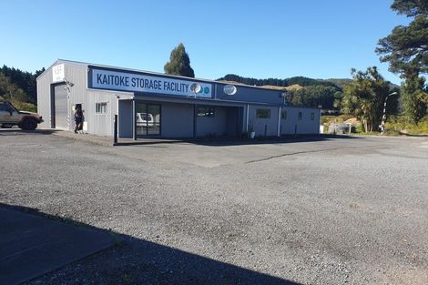 Photo of property in 1684 State Highway 2, Kaitoke, Upper Hutt, 5018