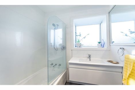 Photo of property in 34a Greenhaven Drive, Burwood, Christchurch, 8083