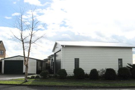 Photo of property in 43 Radiata Street, Fairview Downs, Hamilton, 3214