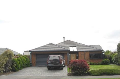 Photo of property in 3 Flaxgrove Place, Parklands, Christchurch, 8083