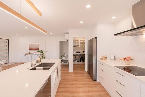 Photo of property in 5 Rylstone Way, Te Kauwhata, 3710