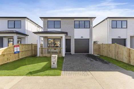 Photo of property in 24 Woven Place, Karaka, Papakura, 2113