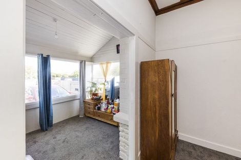 Photo of property in 53 Limbrick Street, Terrace End, Palmerston North, 4410