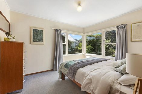 Photo of property in 54 Edinburgh Terrace, Berhampore, Wellington, 6023