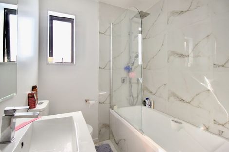 Photo of property in 56 Cosgrave Road, Papakura, 2110