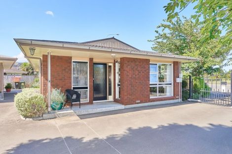 Photo of property in 203 Fitzherbert Avenue, West End, Palmerston North, 4410