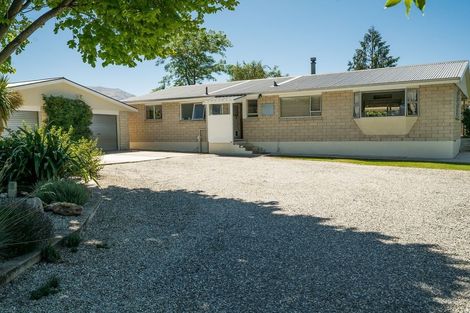 Photo of property in 6 Hall Road, Bannockburn, Cromwell, 9384