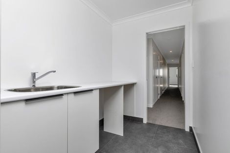 Photo of property in 8 Taurangawaka Road, One Tree Point, 0118