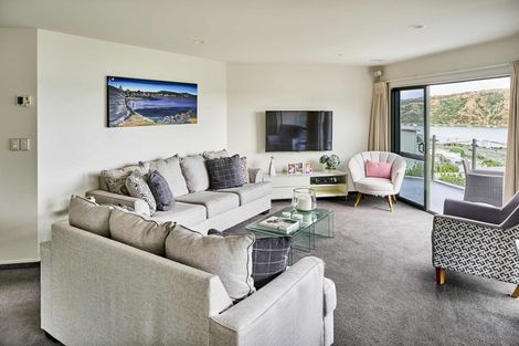 Photo of property in 17 Paremata Drive, Paremata, Porirua, 5024