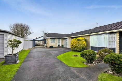 Photo of property in 24b Surrey Street, Hawera, 4610