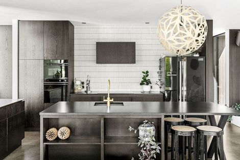 Photo of property in 1 Mcrae Rise, Wanaka, 9305