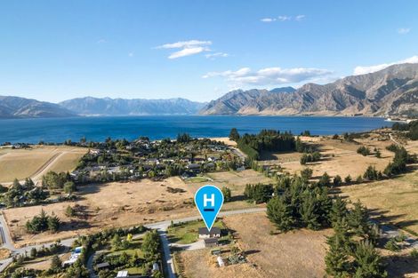 Photo of property in 17 Lichen Lane, Lake Hawea, Wanaka, 9382