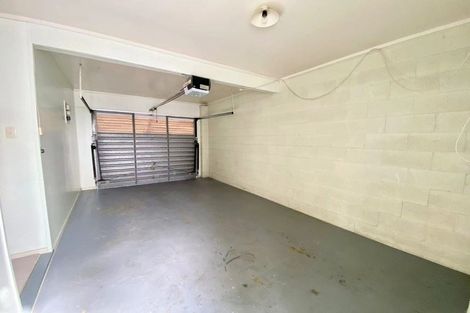 Photo of property in 1/11 Queen Street, Papakura, 2110