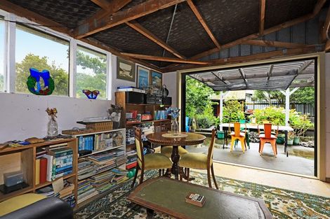 Photo of property in 1106 Cunningham Crescent, Mayfair, Hastings, 4122