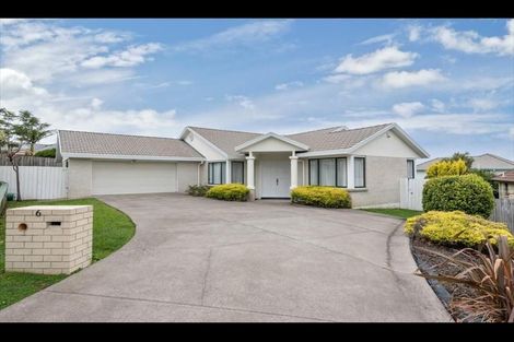 Photo of property in 6 Sharples Place, Somerville, Auckland, 2014