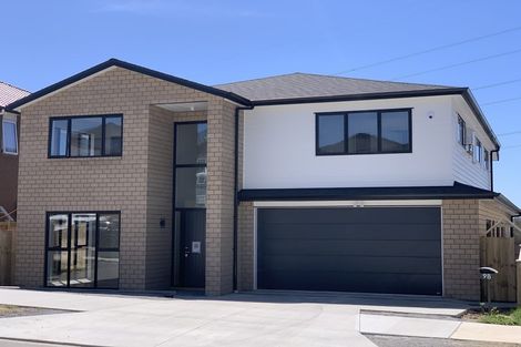 Photo of property in 98 Tir Conaill Avenue, Flat Bush, Auckland, 2019